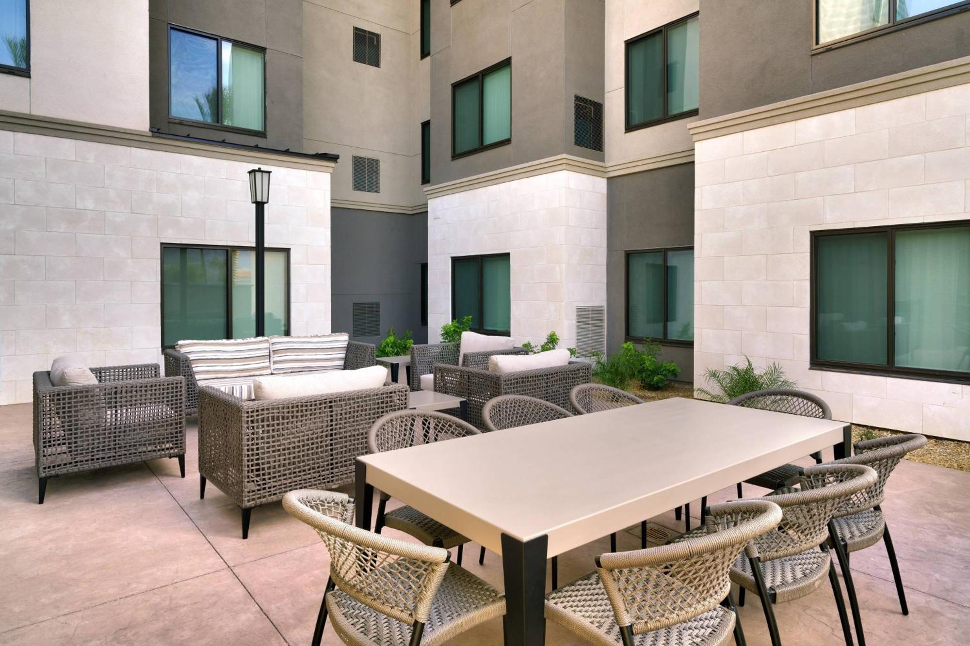 Residence Inn By Marriott La Quinta Exteriör bild